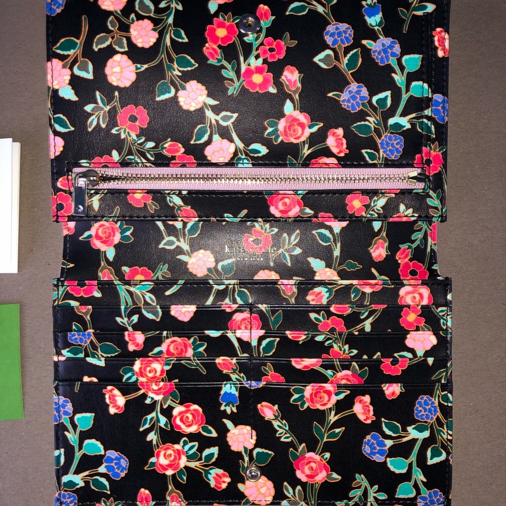 Pink Kate Spade Wallet - Picture 2 of 3